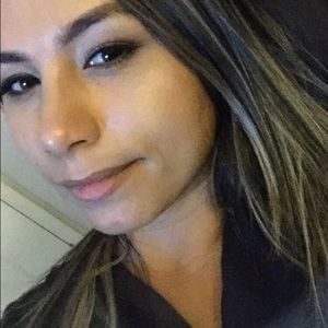 Meet your Posher, Mayra