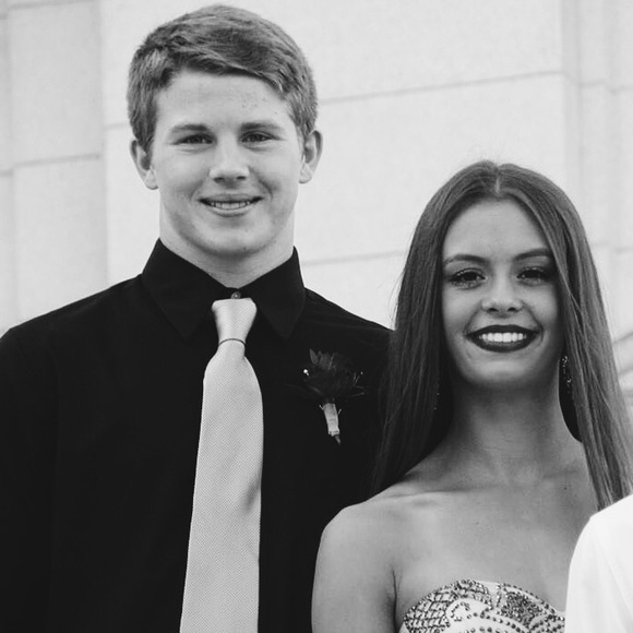 Meet your Posher, Jillian - Picture 1 of 1