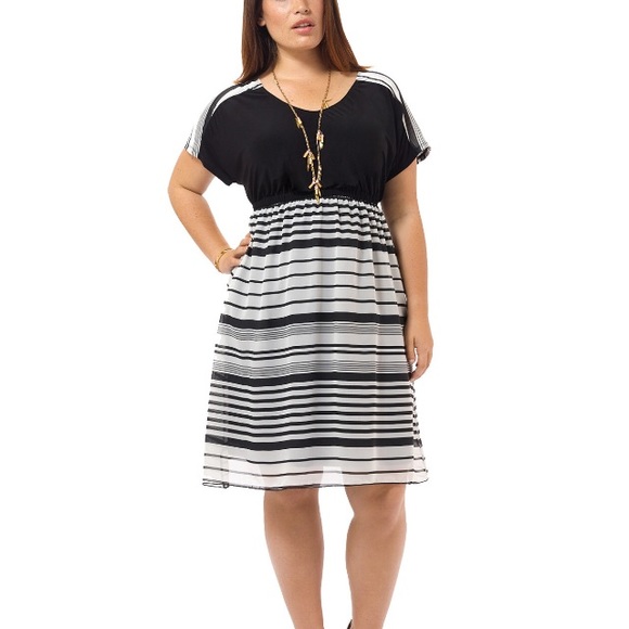 Dresses & Skirts - BLACK & WHITE CASUAL/WORK DRESS