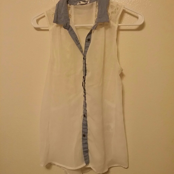 Collared tank - Picture 3 of 3