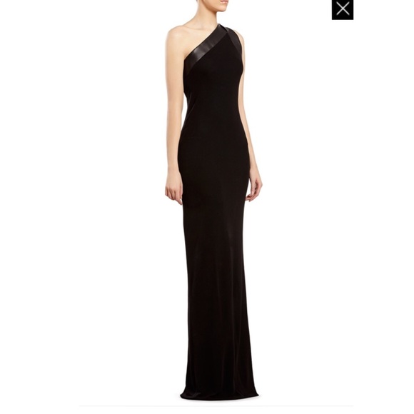 *SOLD* New Gucci Black Leather strap Evening Gown - Picture 2 of 4