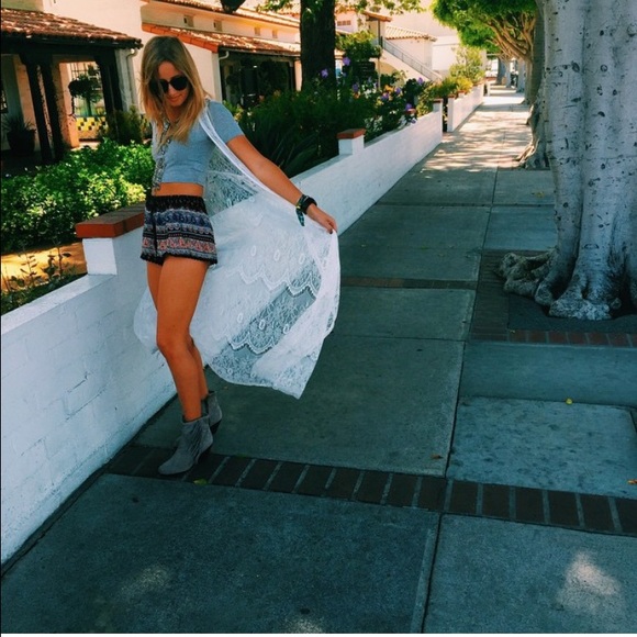 LF boho print soft shorts - Picture 2 of 4