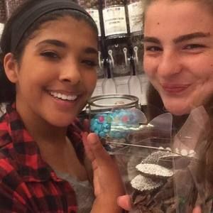 Meet your Posher, Danielle