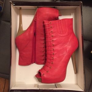 🎀🎀Brand New🎀🎀 Ankle Boots Red