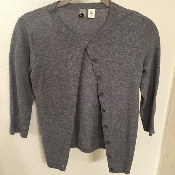 Grey cardigan