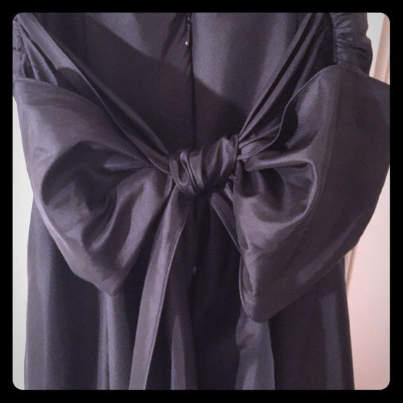 Black Cocktail Dress With Large Bow - Picture 1 of 4