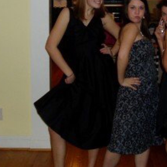 Black Cocktail Dress With Large Bow - Picture 3 of 4