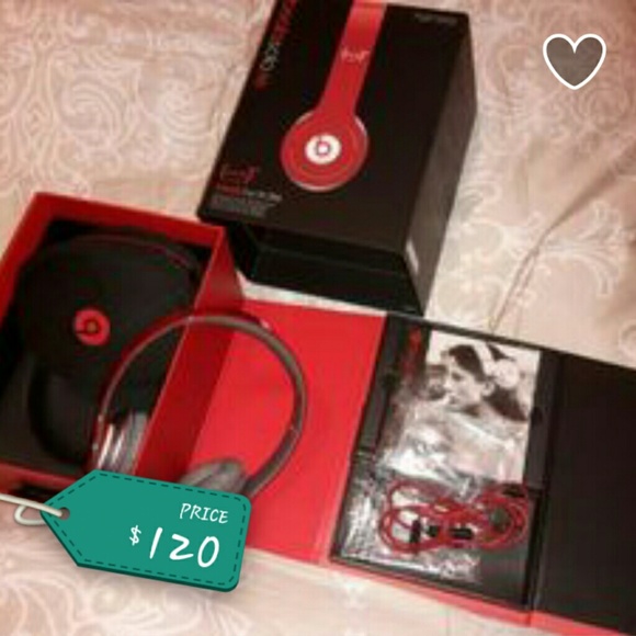 SOLD!!!Beats by Dre' Headphones