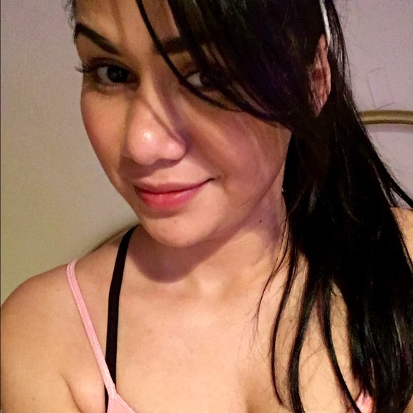 Meet your Posher, Sindy