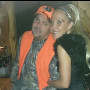 Meet your Posher, Cara