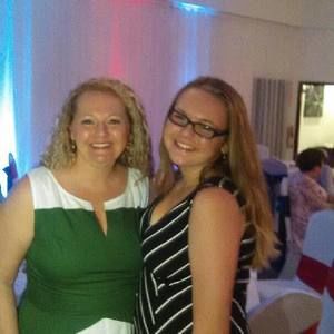 Meet your Posher, Laura