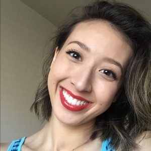 Meet your Posher, Kiana