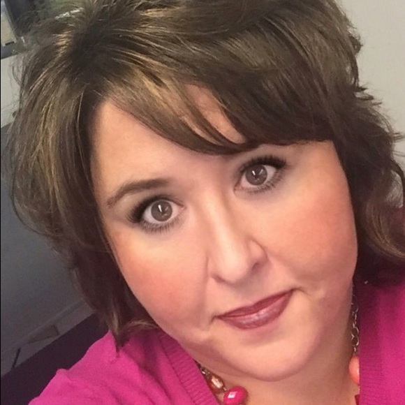 Meet your Posher, Melanie
