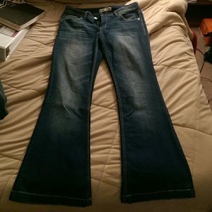 Paris blues jeans