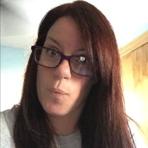 Meet your Posher, Stefanie