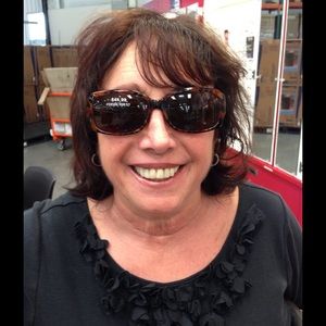 Meet your Posher, Donna