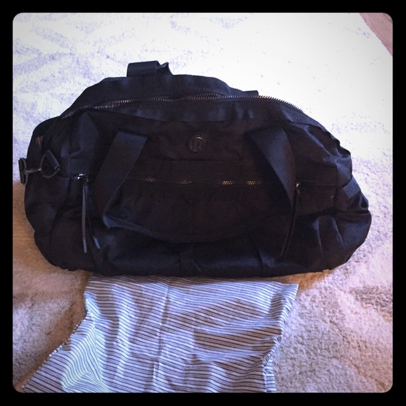 Lululemon Gym to Win Duffel