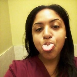 Meet your Posher, Evita