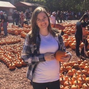 Meet your Posher, Alaina