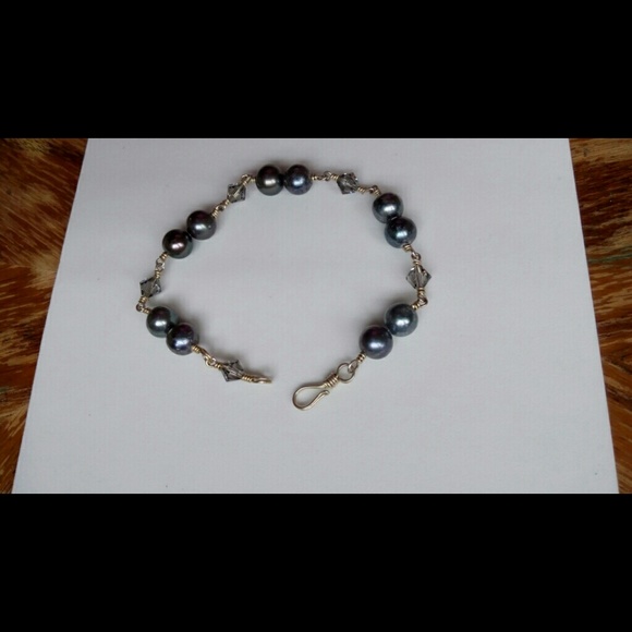 Gray Freshwater Pearl Bracelet
