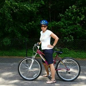 Meet your Posher, Felisha