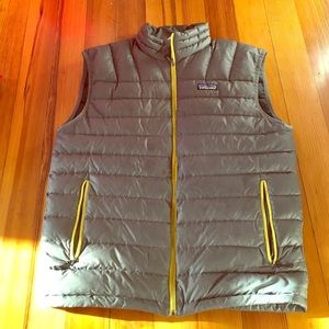 Patagonia men's down sweater vest