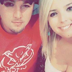 Meet your Posher, Jenna renea