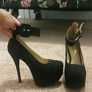 Heels with ankle strap