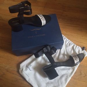 Pour La Victoire Dagney Sandals