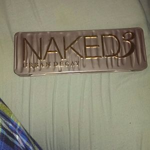 Naked pallet 3