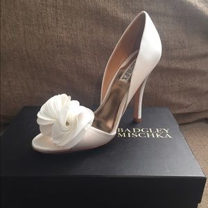 Badgley Mischka wedding shoes