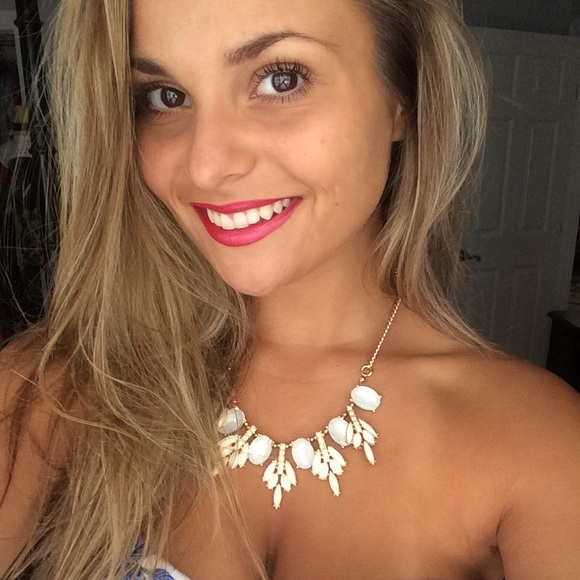 Meet your Posher, Marina