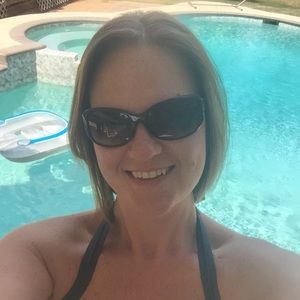 Meet your Posher, Sondra