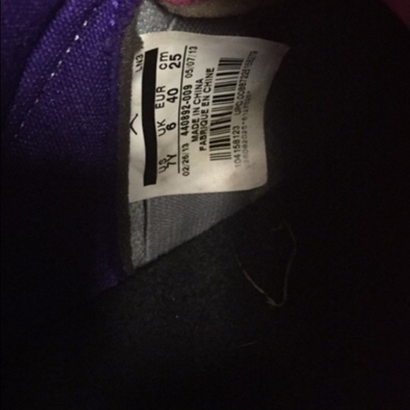 Jordan 5 Raspberry - Picture 3 of 4