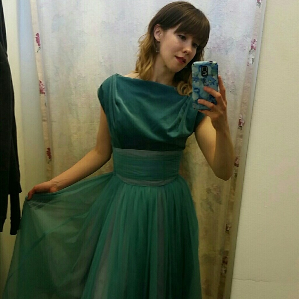 Meet your Posher, Emma