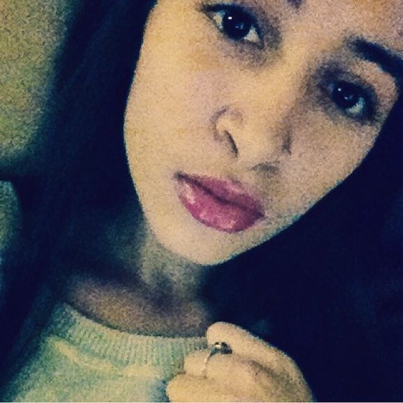 Meet your Posher, Melyna