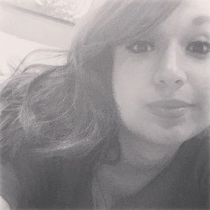 Meet your Posher, Alyssa