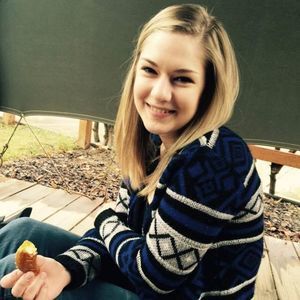 Meet your Posher, Becky