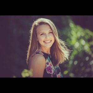 Meet your Posher, Emma