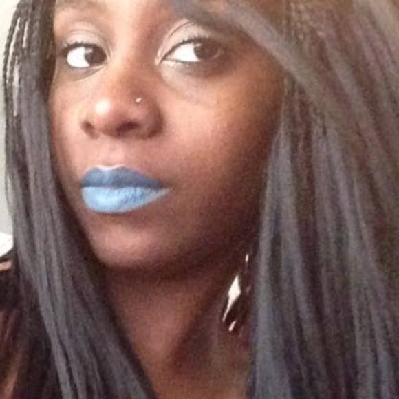 Meet your Posher, Janel