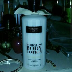 NWT BODY BY VICTORIA SECRET