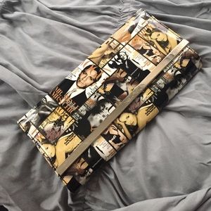 Vogue mag clutch