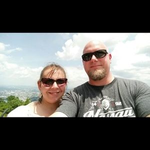 Meet your Posher, Holly