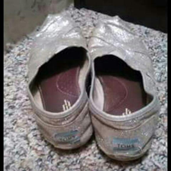 Silver sparkly toms
