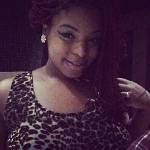 Meet your Posher, Devin