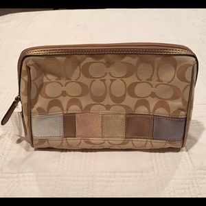 NWT Coach Cosmetic Case Pouch