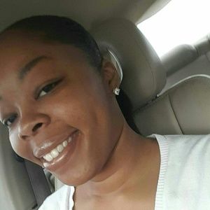 Meet your Posher, Adriene