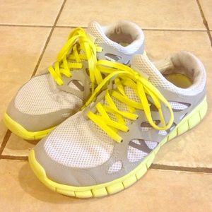 Nike Free sneakers size 6