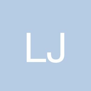 Meet your Posher, Laurie