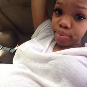 Meet your Posher, Ivory